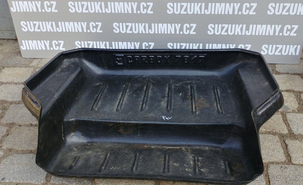 Suzuki Jimny - vana do kufru