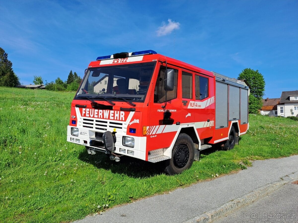 hasičské (požární) vozidlo