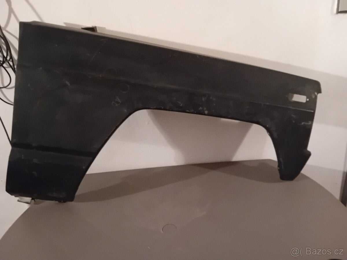 Nissan Patrol Španěl pr. blatník