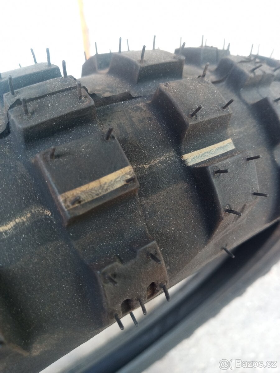 Moto pneu, pneu na motocykl, enduro