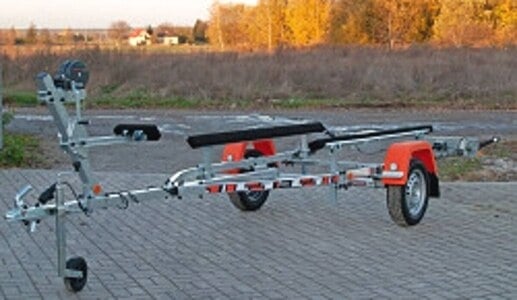 Přívěs Thomas BT-500L B 500kg pro loď do 4,3m