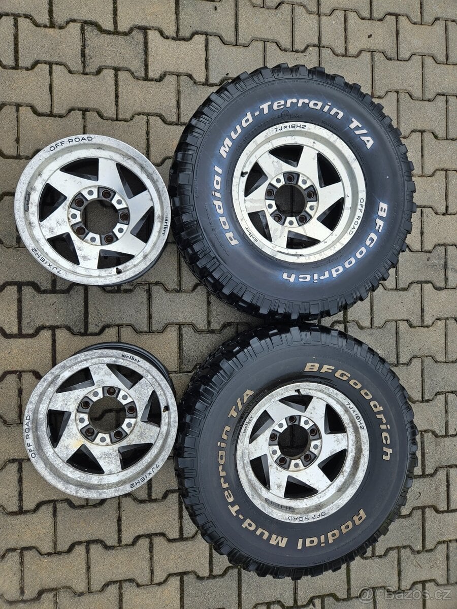 5x139,7 15 7J ET -10 Melber Offroad alu kola + 2x pneu T/A