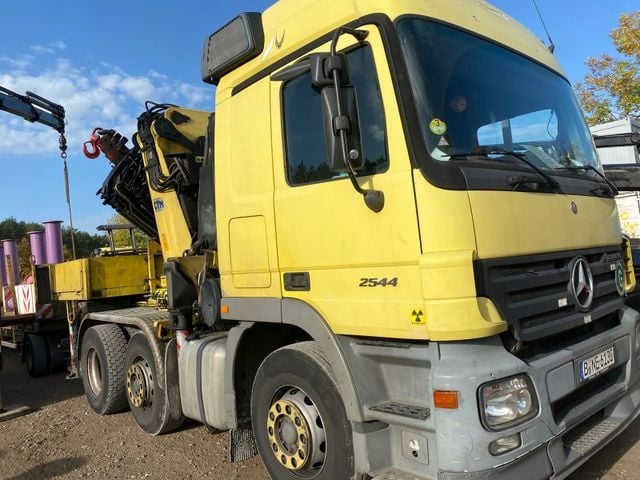 Auto jeřáb Mercedes-Benz ACTROS 2544/PALFINGER PK72002