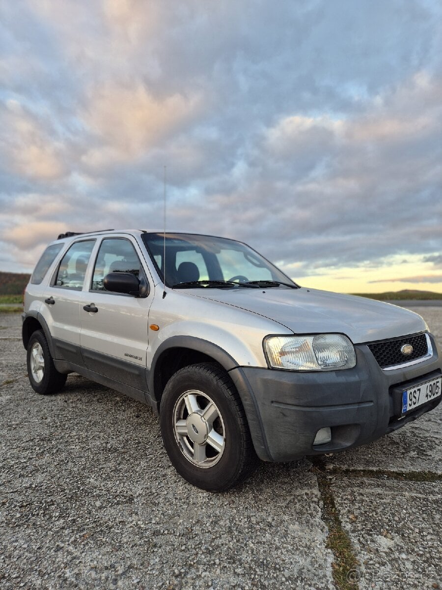 4x4 offroad Ford Maverick