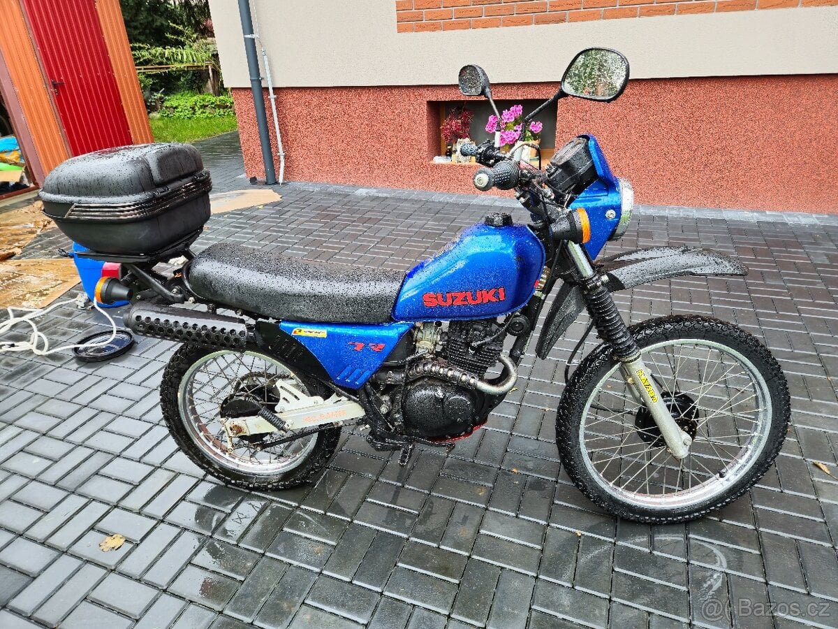 SUZUKI DR 125s bez TP