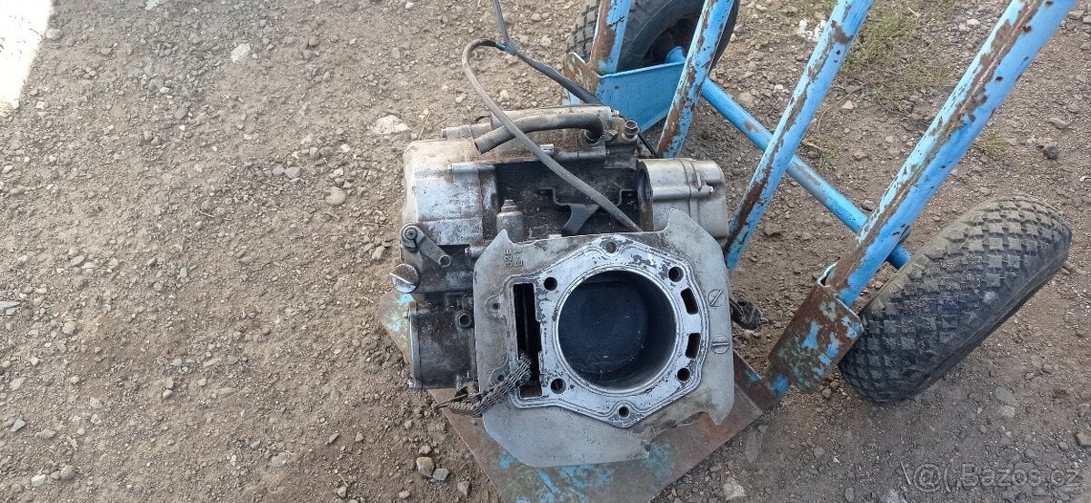 Motor Xf Frevind 650 suzuki