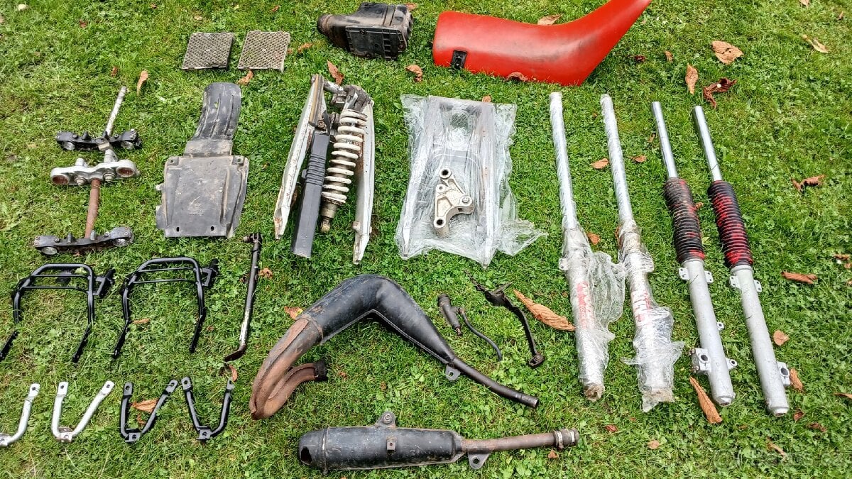 Díly gilera rc125 a r1s