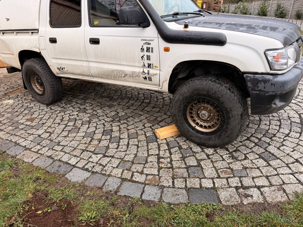 Hardtop Toyota Hilux 1997-2004