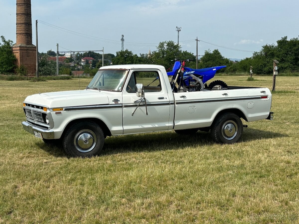 Ford F-250 1977