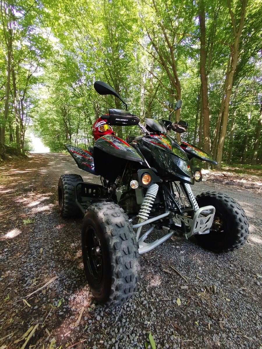 Access Tomahawk 400 Black Edition