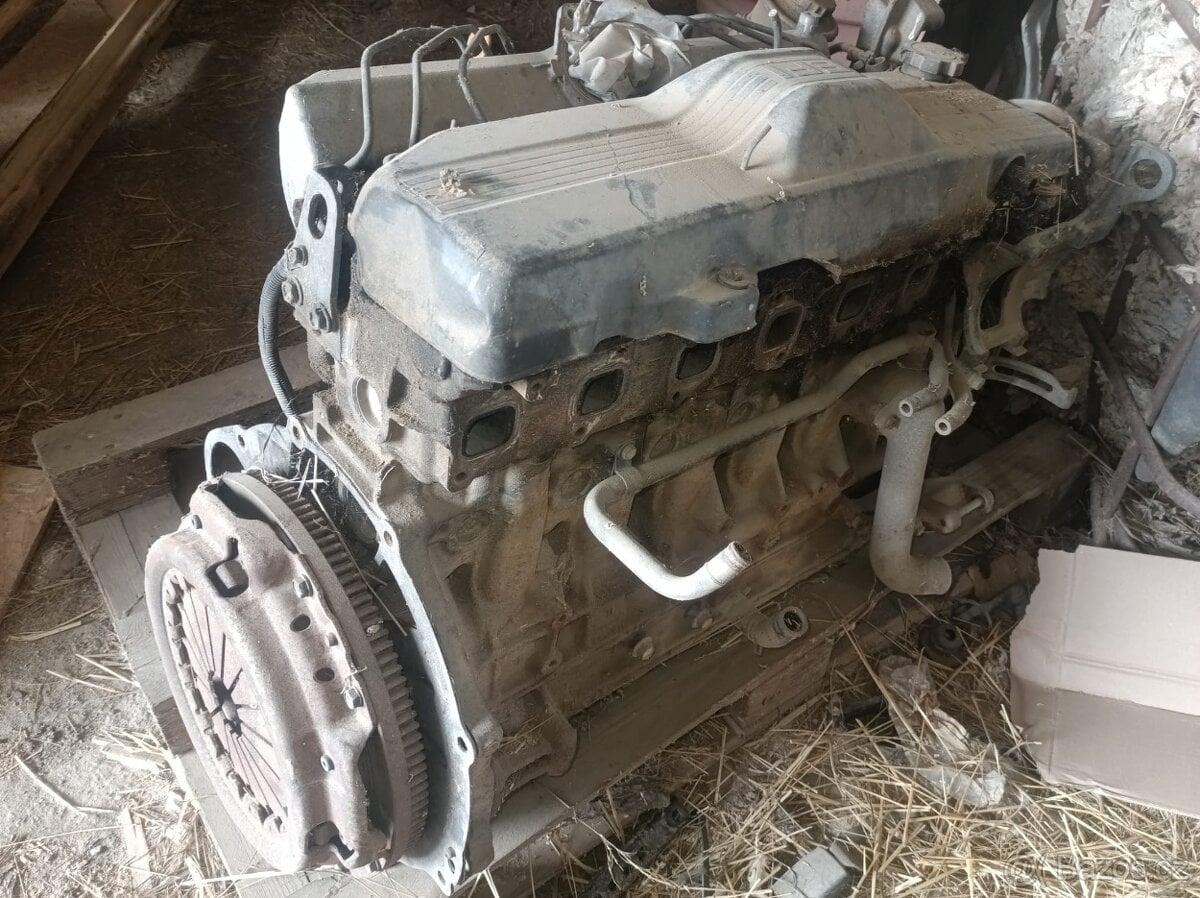 POLOMOTOR LAND CRUISER 100 4,2 TD 24V