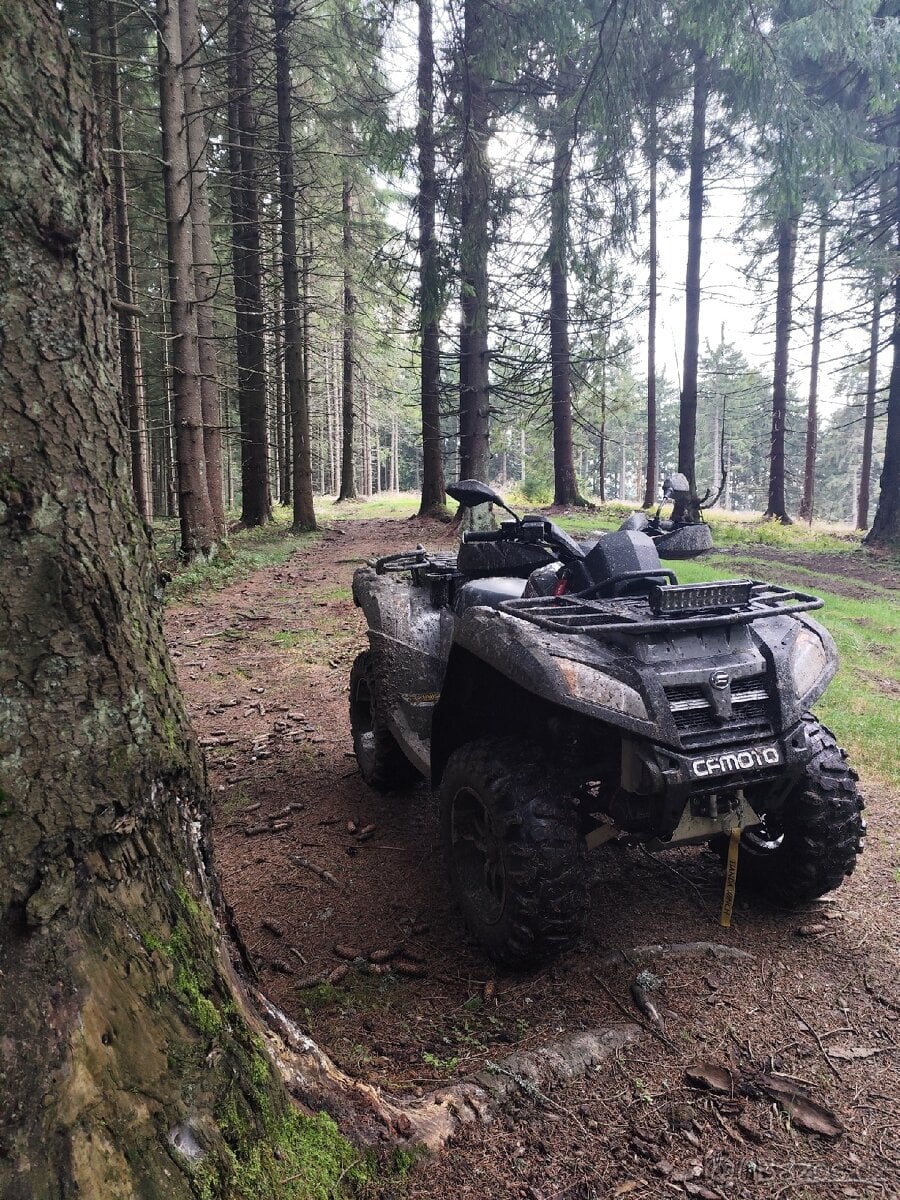 CF MOTO X8 Gladiátor