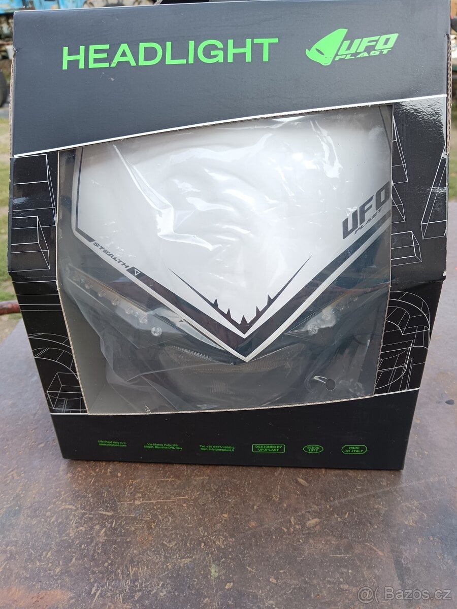 Přední maska se světlem