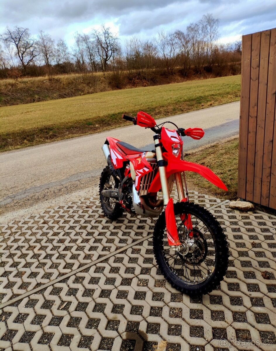 Beta rr 200 my 24 - 112mth- mnoho doplňků-velky servis