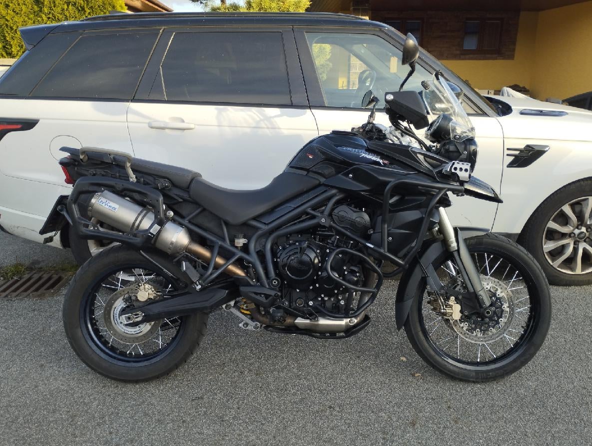 Triumph Tiger 800 XC