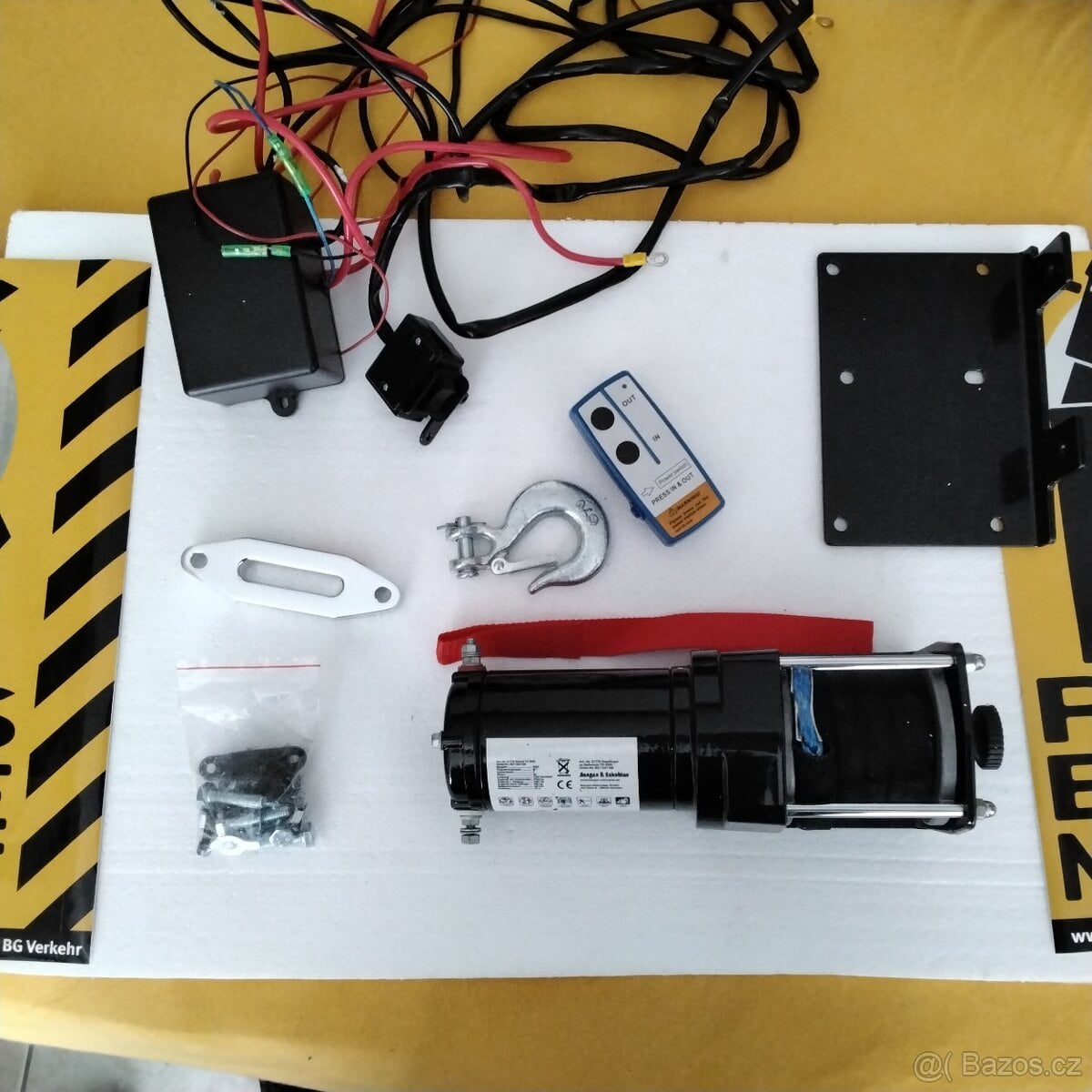 Navijak 12v TX3000 SYNTHETIK LANO