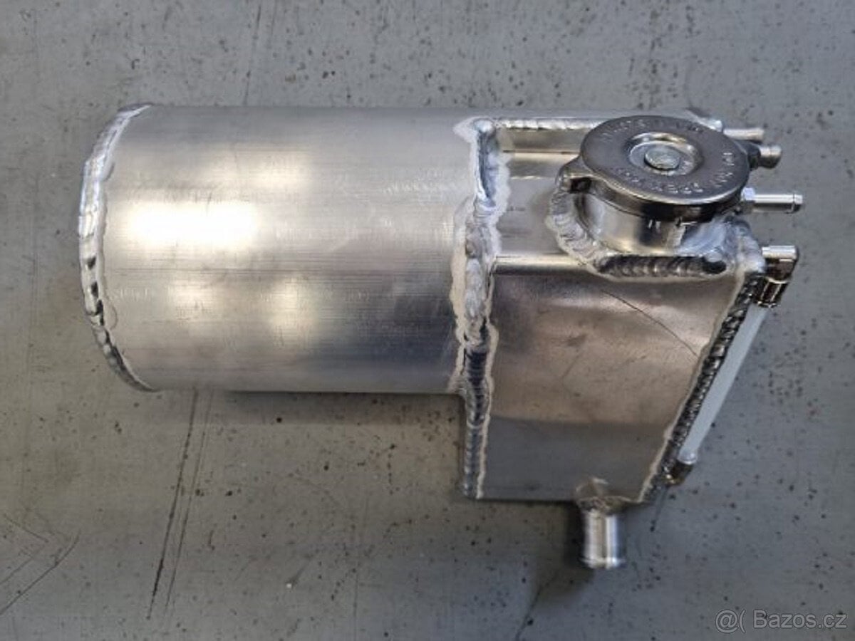 HMMWV, HUMVEE, HUMMER H1 expanzní nádržka