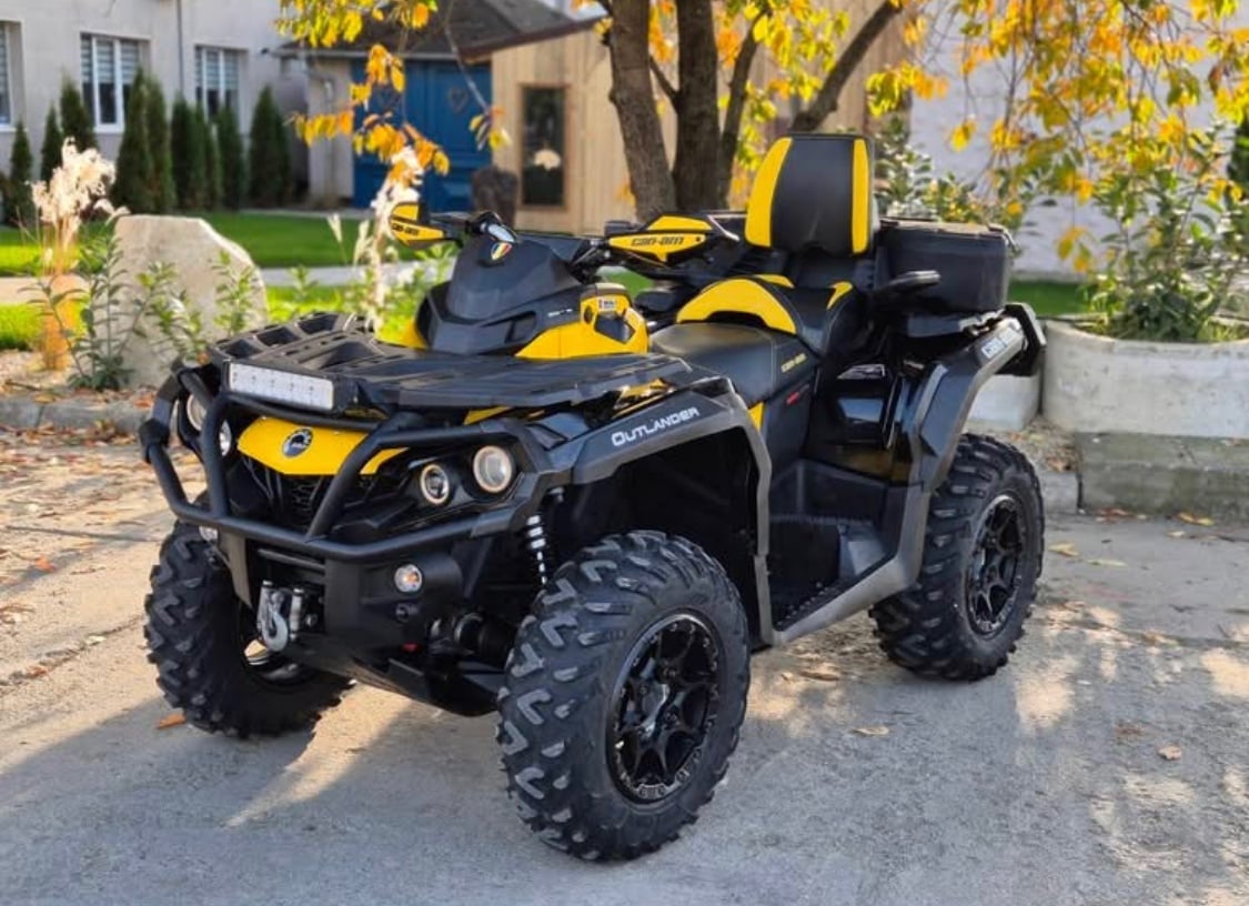 Čtyřkolka Can-am Outlander 1000