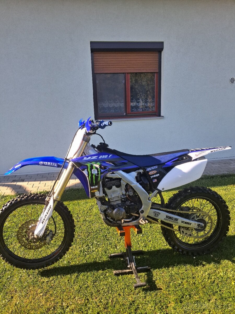Yamaha yzf 250