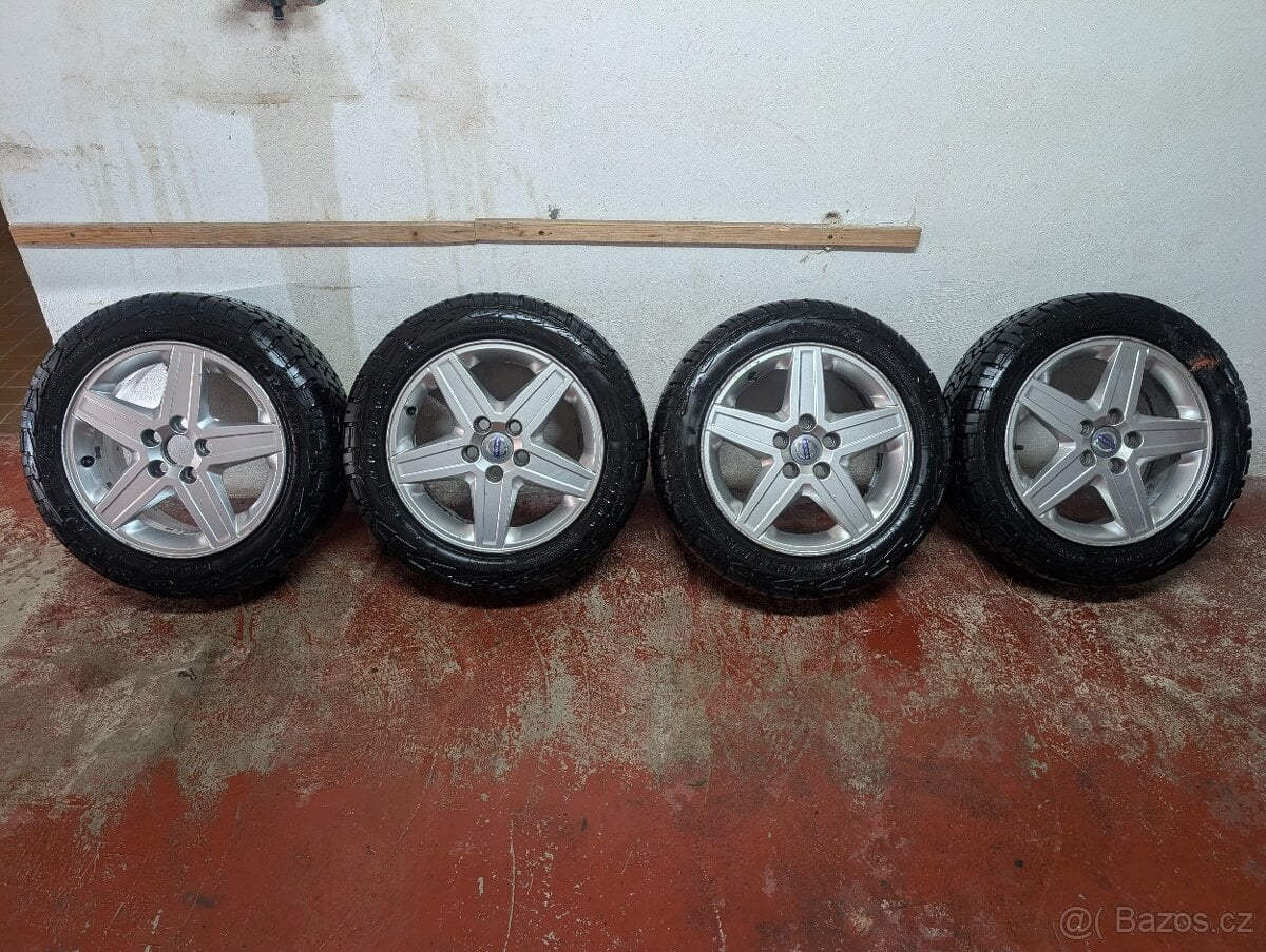 4x Alu disky Volvo/Jaguar 205/55 R16 ET52,5 5x108