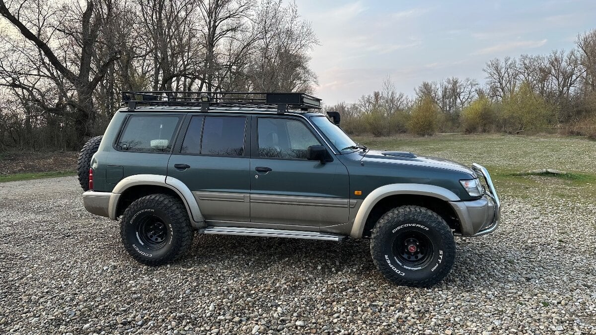 Nissan Patrol Y61 Nova STK