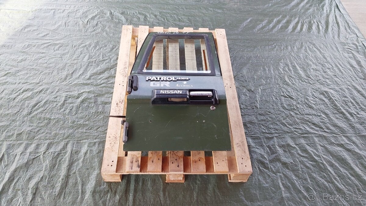 Nissan Patrol GR Y60 – Zadni dveře levé