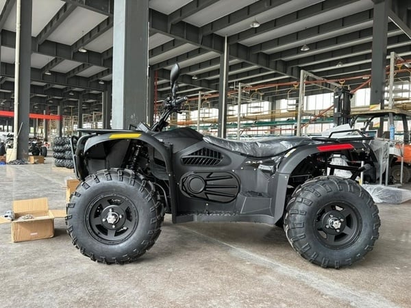 SE TUNDRA 4x4 EPS naviják LED electric atv
