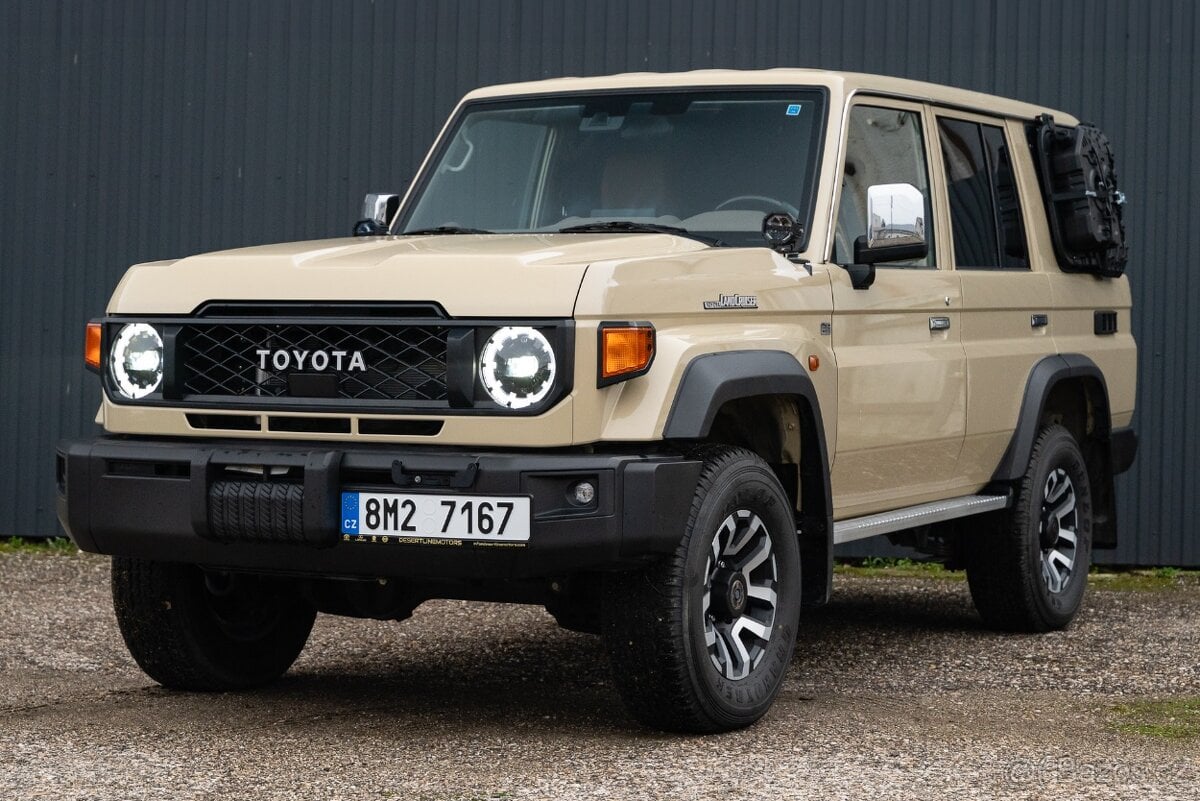 Toyota Land Cruiser LC76 2025 | 4.0 V6 Benzín s DPH