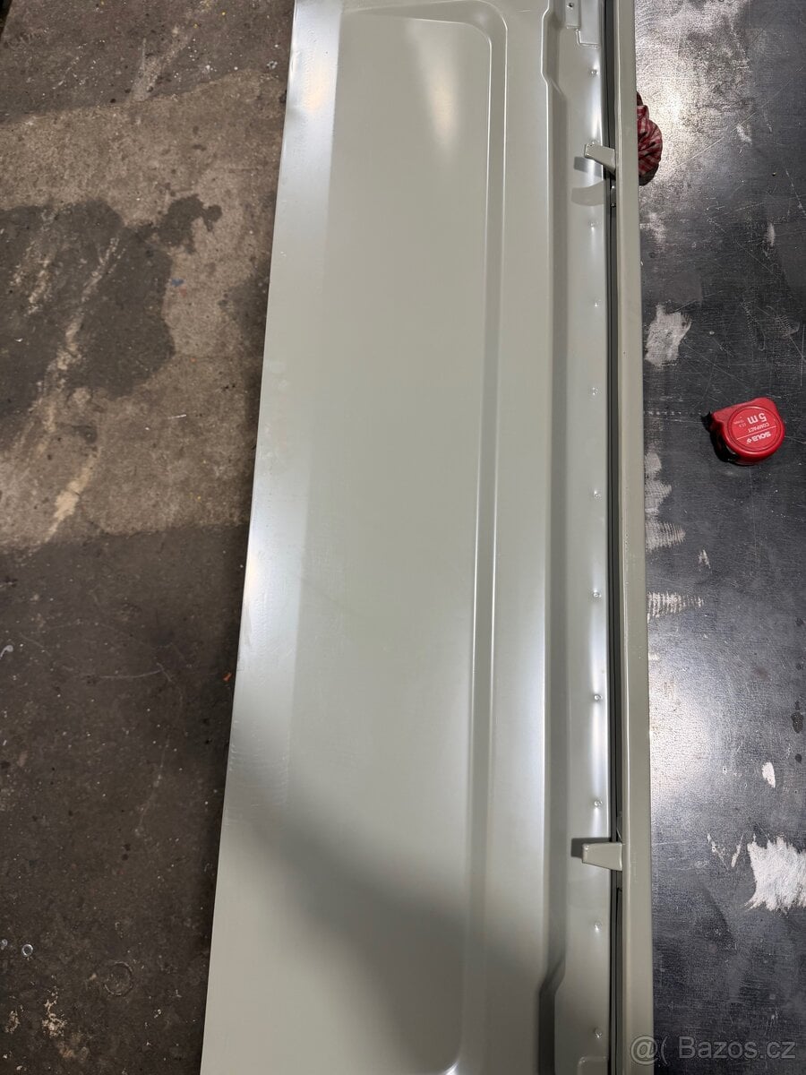 Dveře korby Toyota Hilux 96-05 - nové