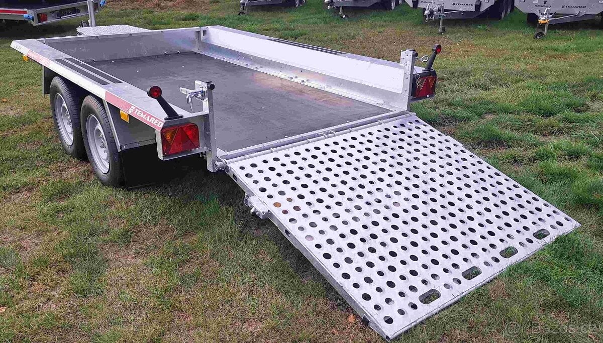 Builder 3015/2 S – nový 3,5 t • 185R14C + bonus