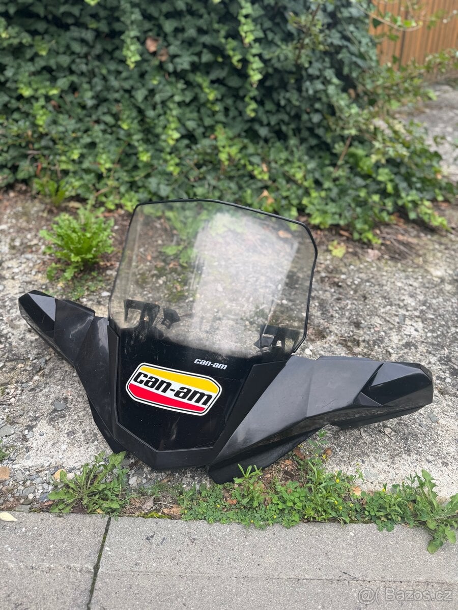 Can-am outlander Štít+ příslušenství k uchycení