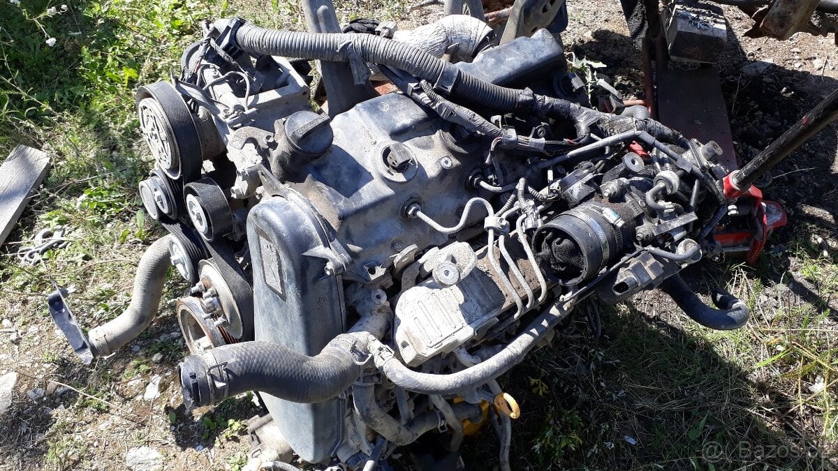 Toyota Hilux 2.5 D rv 2011