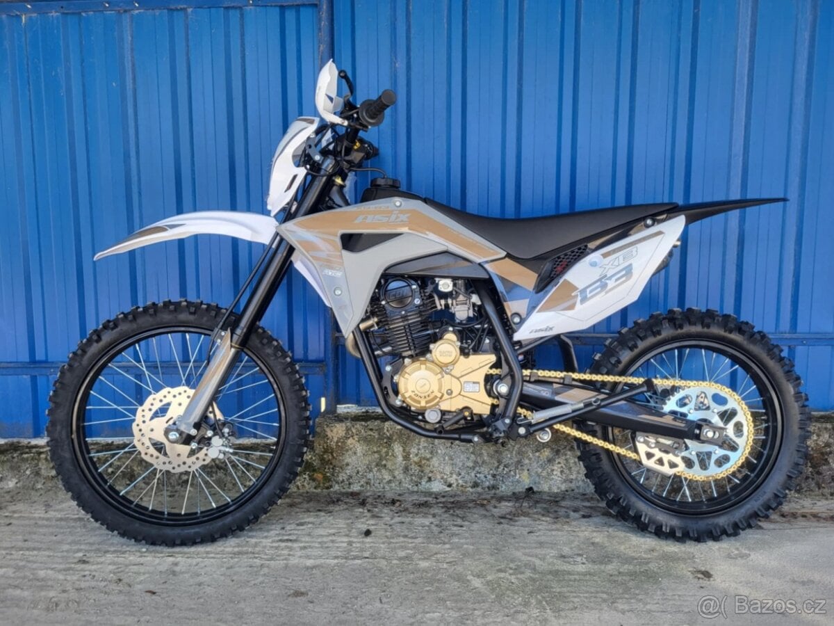 Enduro ASIX XB-83 250cc 21/18