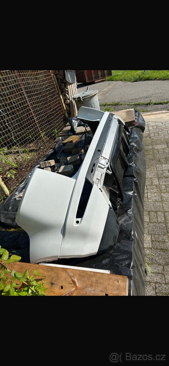 Zadní  Nárazník Range Rover Evoque