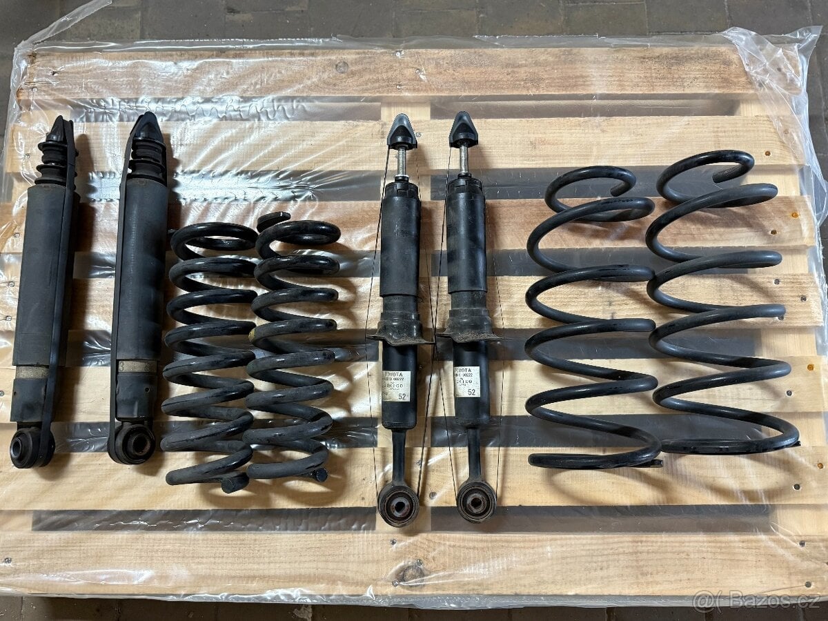 Kompletní podvozek Toyota Land Cruiser 150