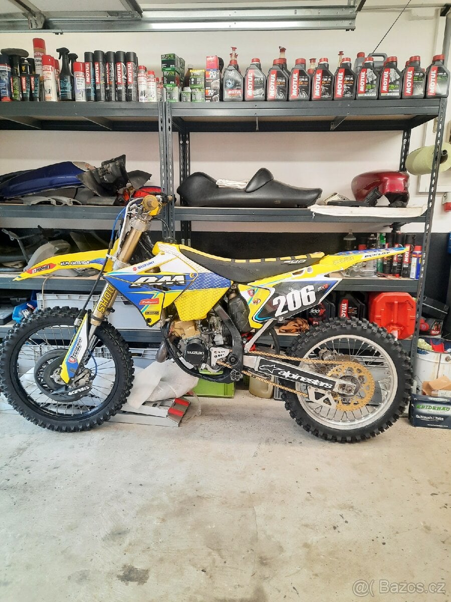 Suzuki rm 125