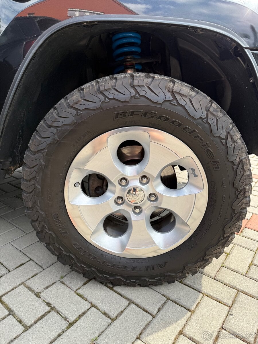 Jeep R18 5ks alu kola elektrony 5x127