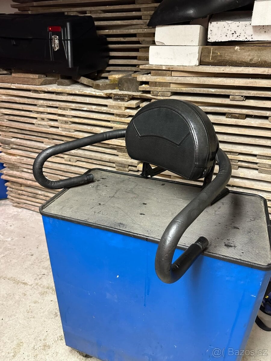 Opěrka na čtyřkolku