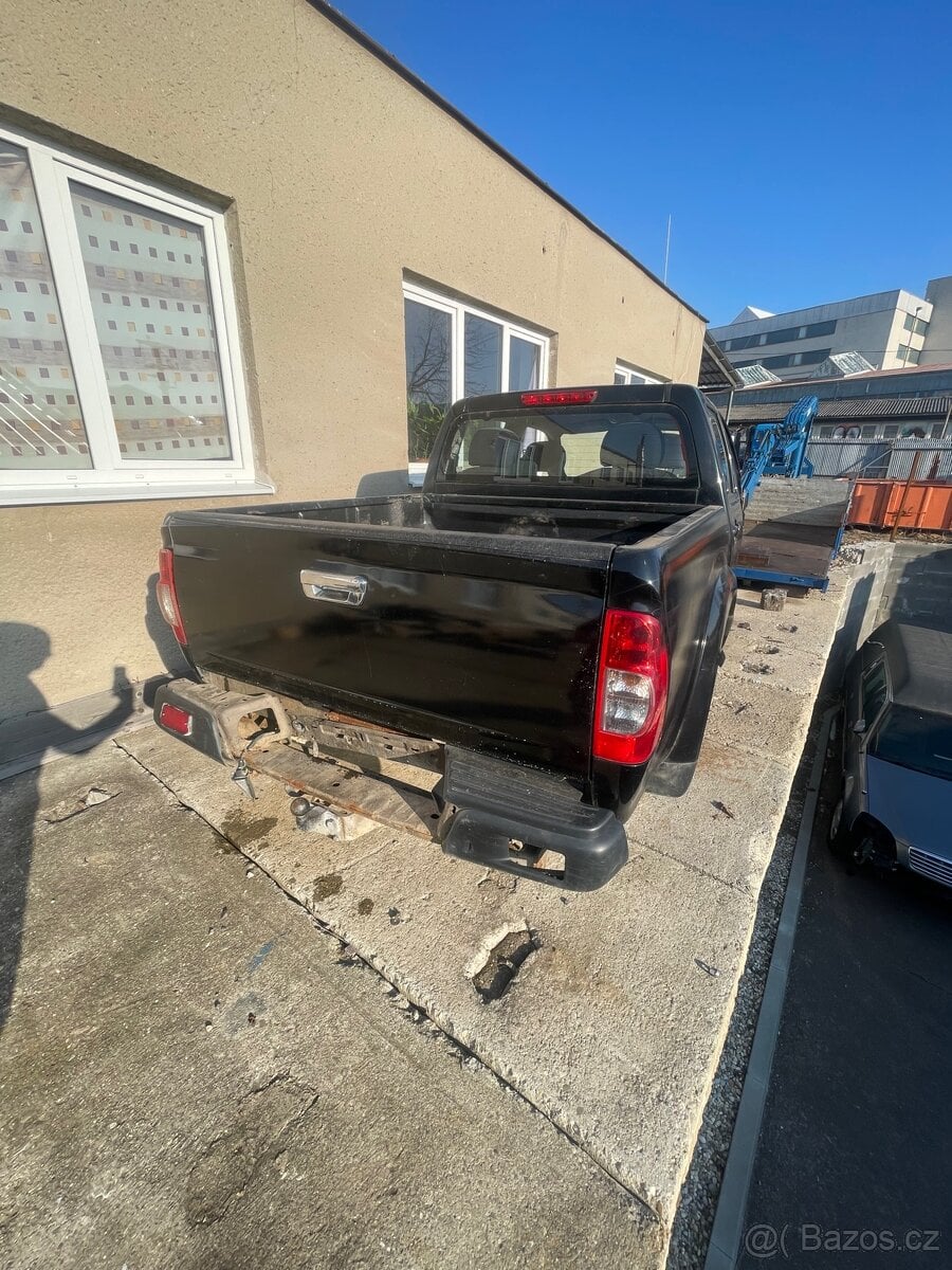 Isuzu D-Max (dily,celek)