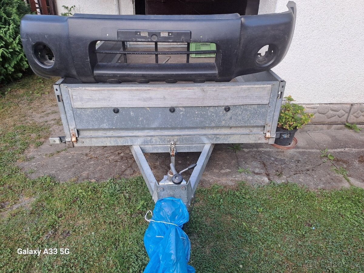 Přední nárazník ( maska ) na Nissan Patrol