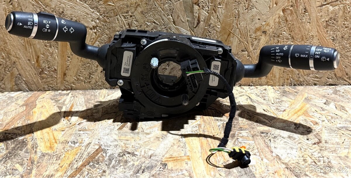 Land Rover Discovery Sport, podvolantova jednotka