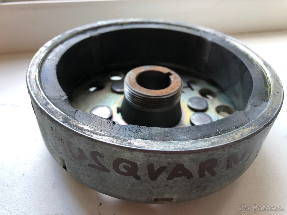 Opravuji magneta Cagiva Husqvarna repas magneto