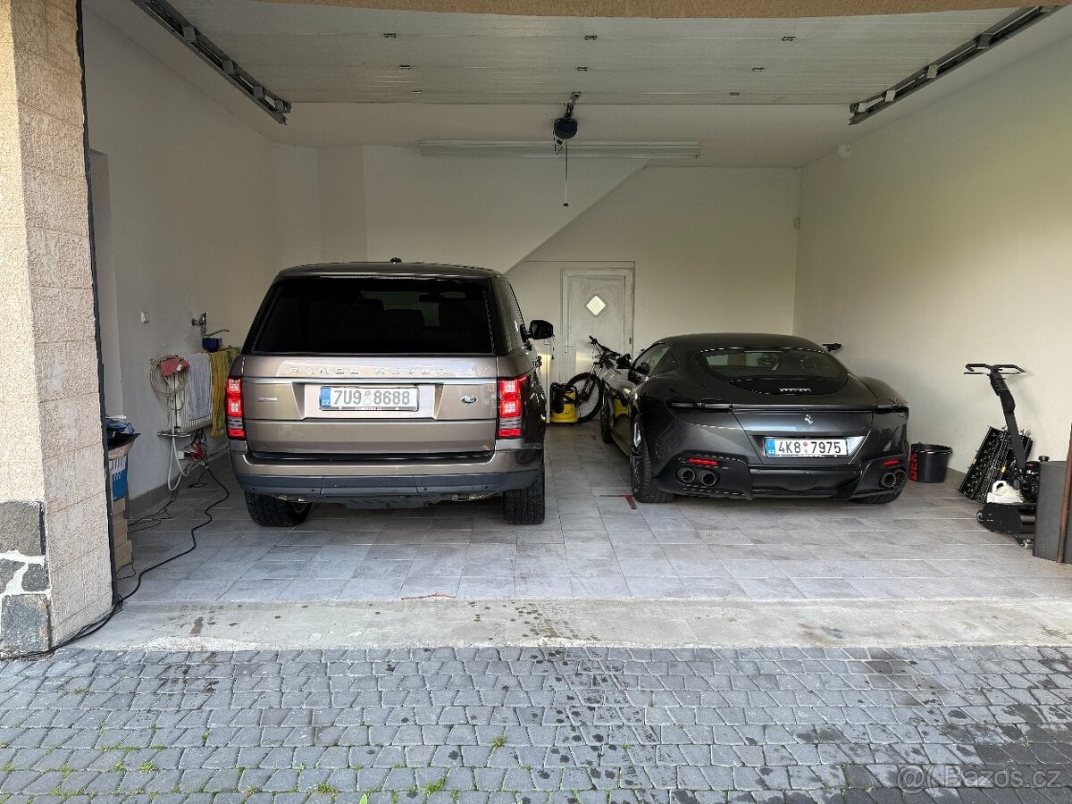 RANGE ROVER 4.4 V8 AUTOBIOGRAPHY