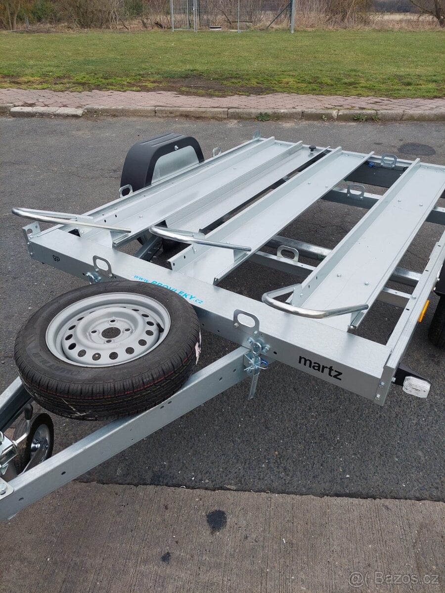 PŮJČENÍ PŘÍVĚSU NA MOTOCYKLY a PŘEPRAVA