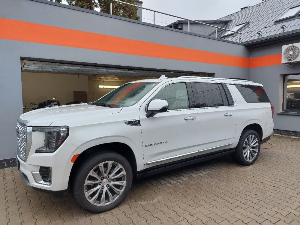GMC YUKON XL 2023 DENALI 27000km odpočet DPH