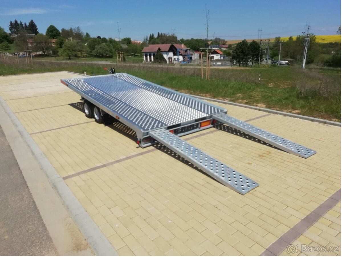 Plato/autopřepravník/vlek