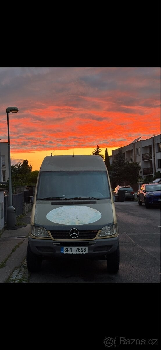 Mercedes Benz Sprinter 4X4 Obytný Offroad