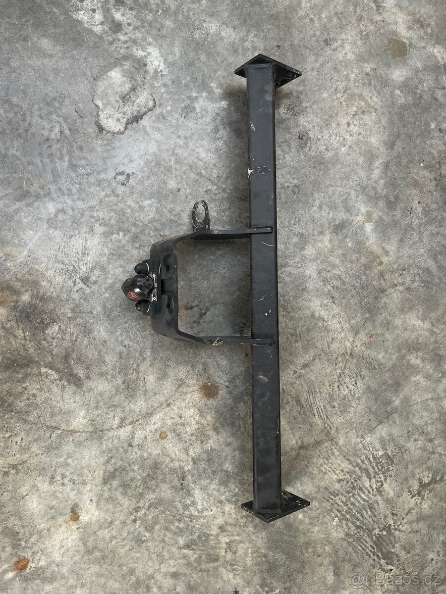 Toyota Hilux tažné