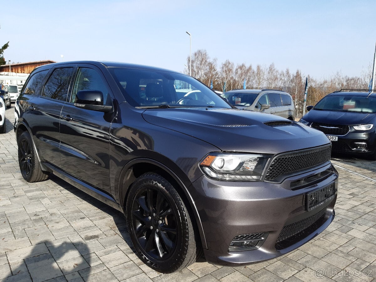 Dodge Durango 5.7L V8 HEMI R/T 4x4, 6míst, tažné, Top výbava