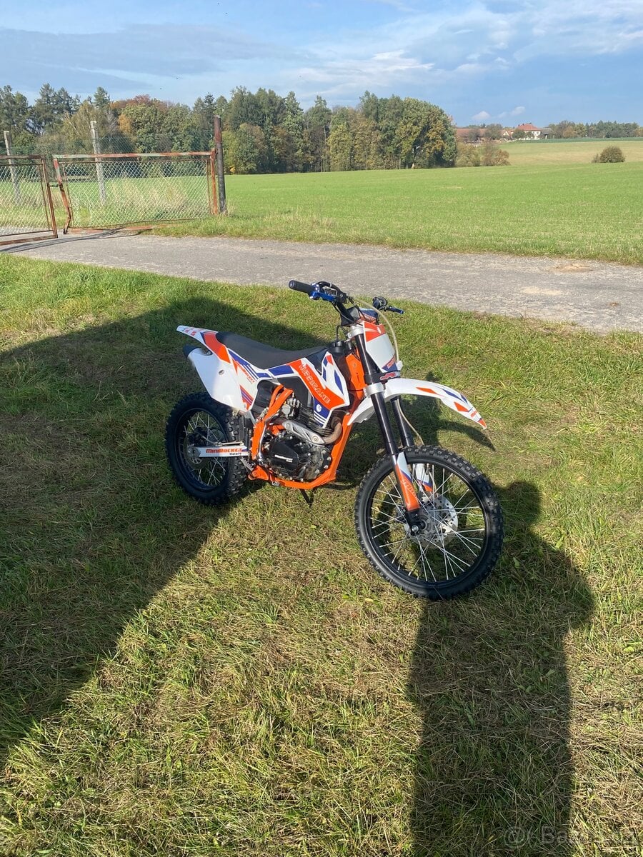 Prodam crosscu minirocet 250